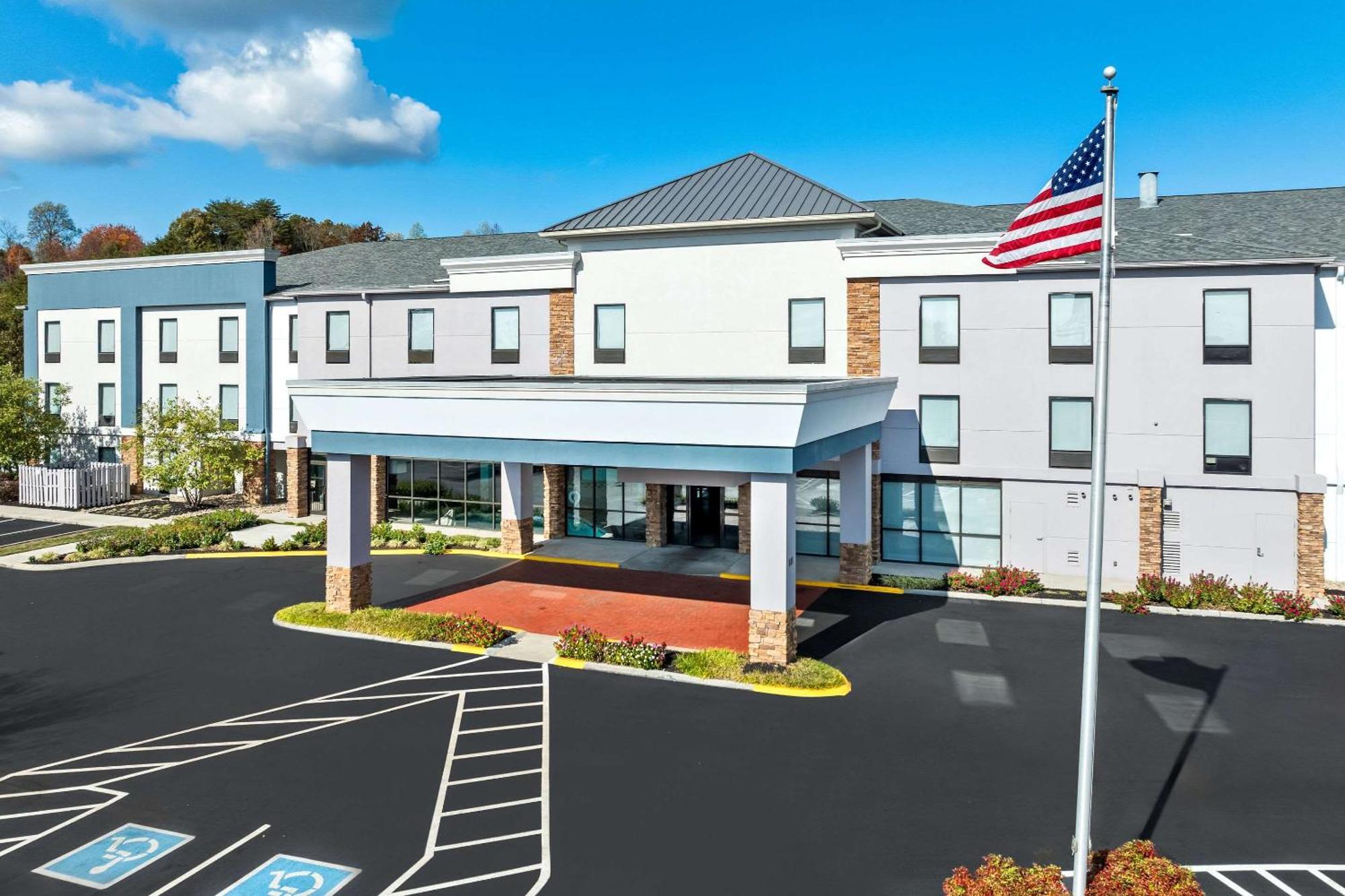 Comfort Suites Knoxville West - Farragut Екстериор снимка